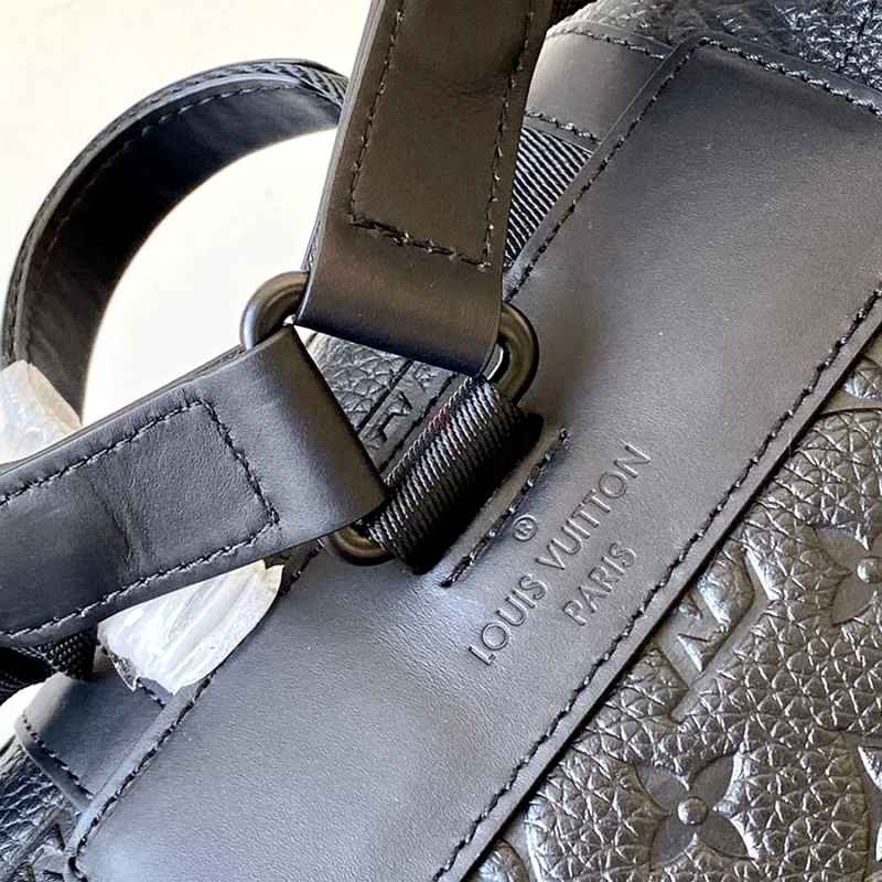 Louis Vuitton Black Backpack - A Must-Have!63239605828739114