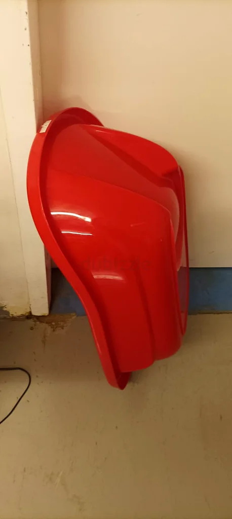 Bright Red Baby Bath Tub for Sale!63175279555330112