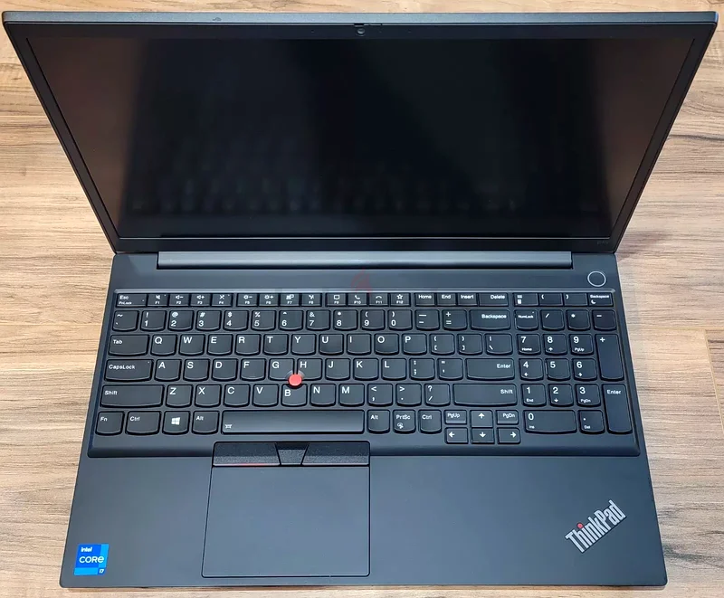 لاب توب لينوفو ثينك باد E15 جيل 2 مقاس 15.6 بوصة بدقة FHD - معالج i7-1165G7 - لاب توب قوي وأنيق للبيع!632560764997151120