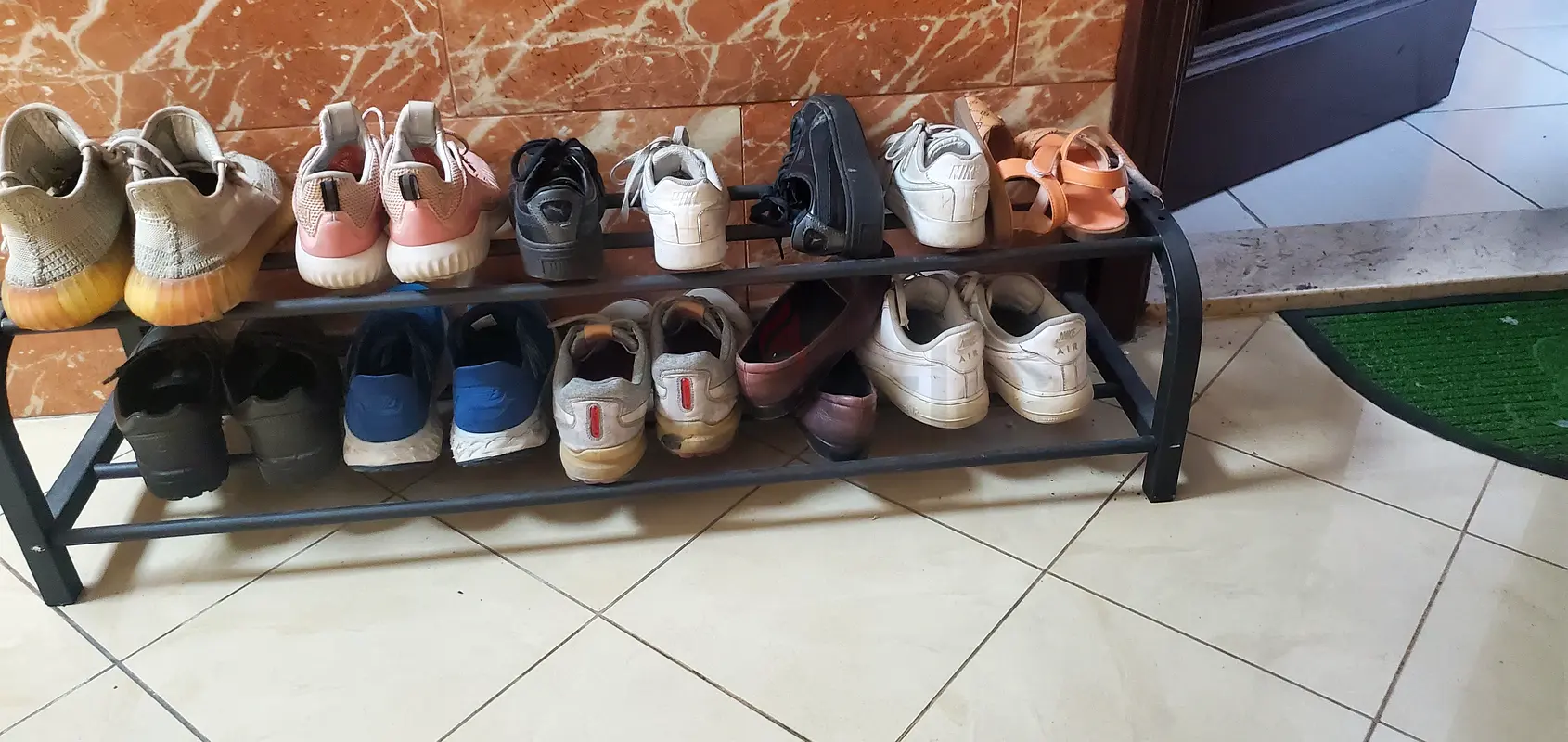 Shoe rack