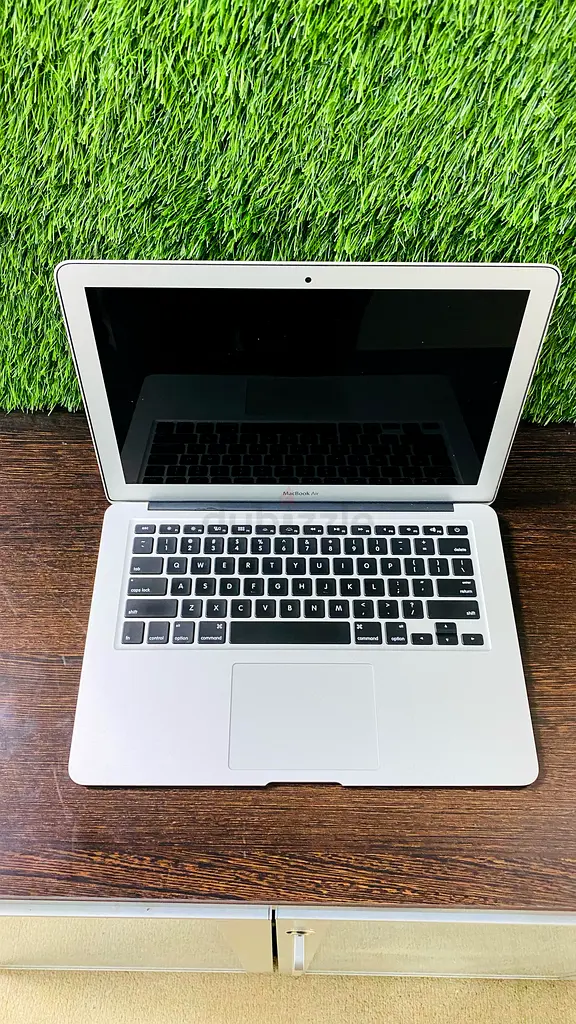Macbook Air 201763254993663489111