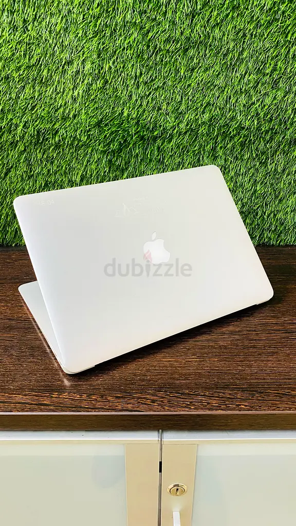 Macbook Air 201763254993663489113