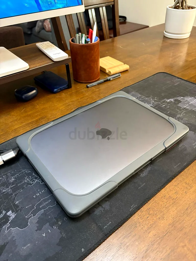 بيع عاجل لجهاز Apple Macbook Air!62933694246017111