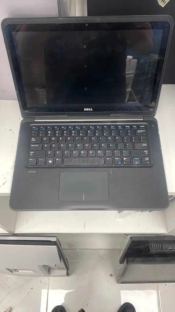 Dell laptop touch screen i5-7th gen