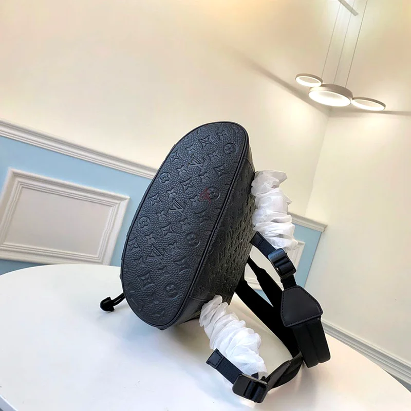 Louis Vuitton Black Backpack - A Must-Have!63239605828739111