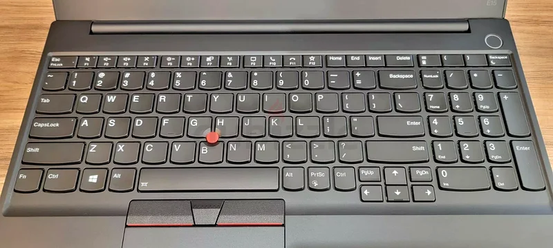 لاب توب لينوفو ثينك باد E15 جيل 2 مقاس 15.6 بوصة بدقة FHD - معالج i7-1165G7 - لاب توب قوي وأنيق للبيع!63256076499715113