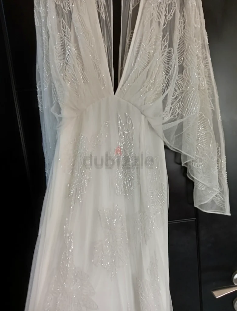 Gown63239617795713111
