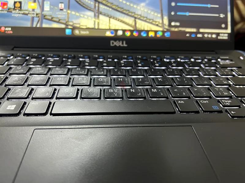 Dell Latitude 7390 - Ultra-Light Business touch screen in good condition for sale للبيع63256074535043114