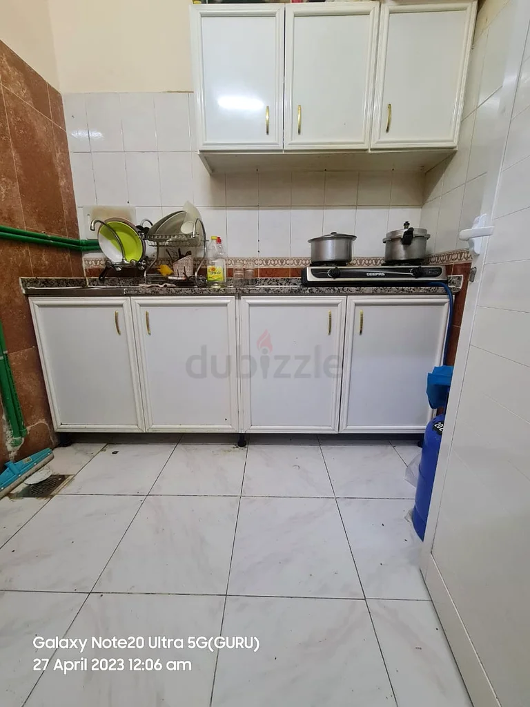 مساحة سرير متاحة للعزاب63797397839619111