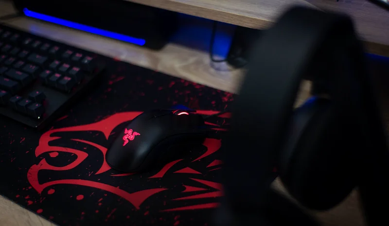 Mid-Range Gaming PC/Desktop63255537494531113