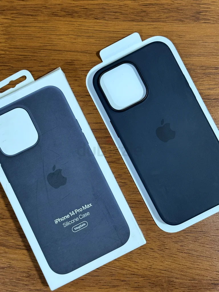 iPhone 14 - cover63192610695554111