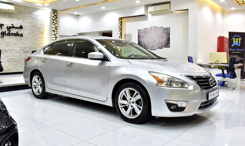 ORIGINAL PAINT ( صبغ وكاله ) Nissan Altima 3.5 SL ( 2013 Model ) in Silver Color GCC Specs63147685550977112