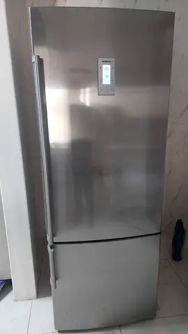 Siemens Bottom freezer 505 Litres KG57NP120M/05 Model Number