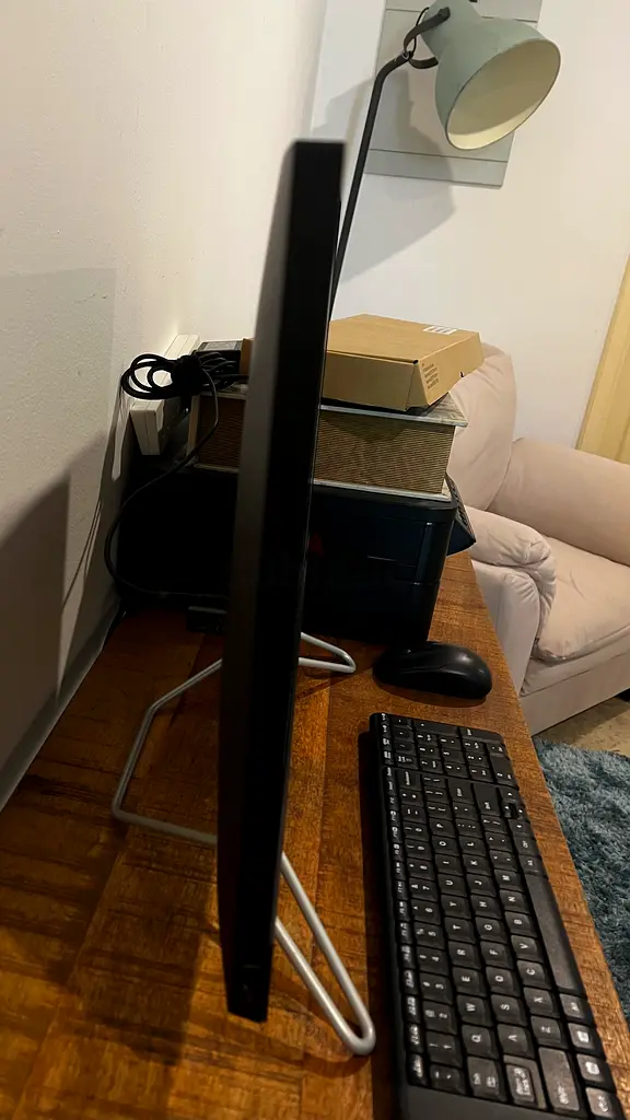 Sleek All-in-One Desktop Computer for Sale63254493796611114