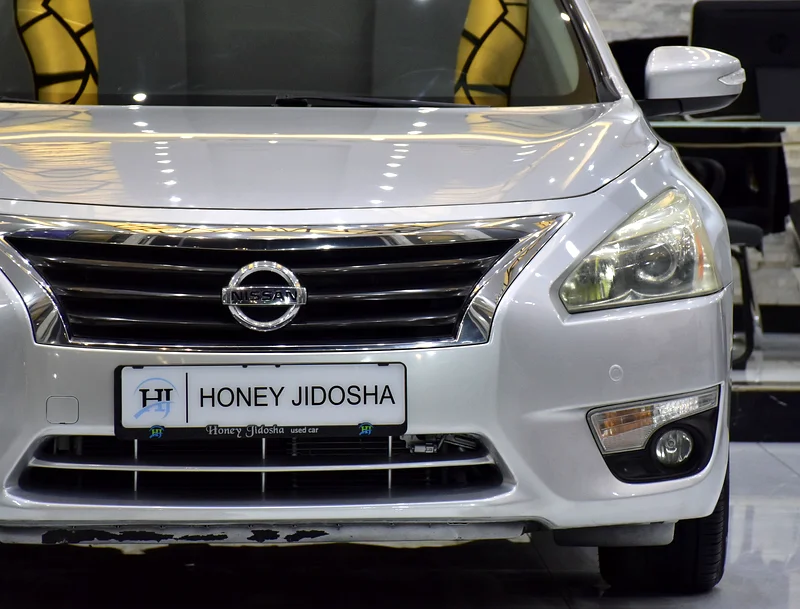 ORIGINAL PAINT ( صبغ وكاله ) Nissan Altima 3.5 SL ( 2013 Model ) in Silver Color GCC Specs63147685550977113