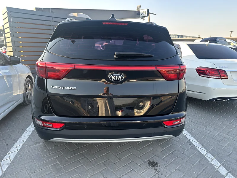 KIA SOPRTAGE FULL OPTIONS63171745417731114