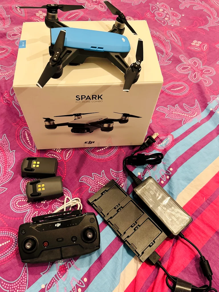 Explore the Skies with DJI Spark Drone Bundle!632346129358111115