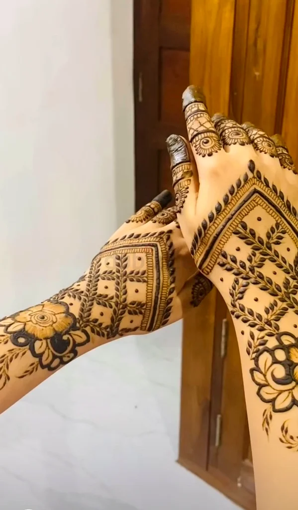 فنانة الحناء في الشارقة63221351574659111