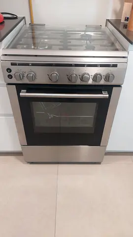 Daewoo  Gas cooker 60 x 60 cm  made in Turkey