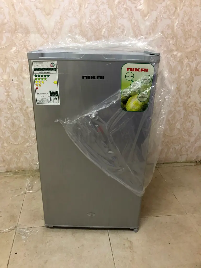 Personal size fridge63251352182146111