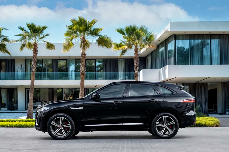 2,280 P.M (4 Years)⁣ | F-Pace S | 0% Downpayment | F-Pace S AWD | Low Mileage!63222309406467111