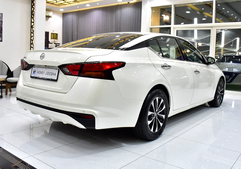 AED 998 EMI at 0% DP | Nissan Altima (2020 Model) in White Color, GCC Specifications63227775827714114