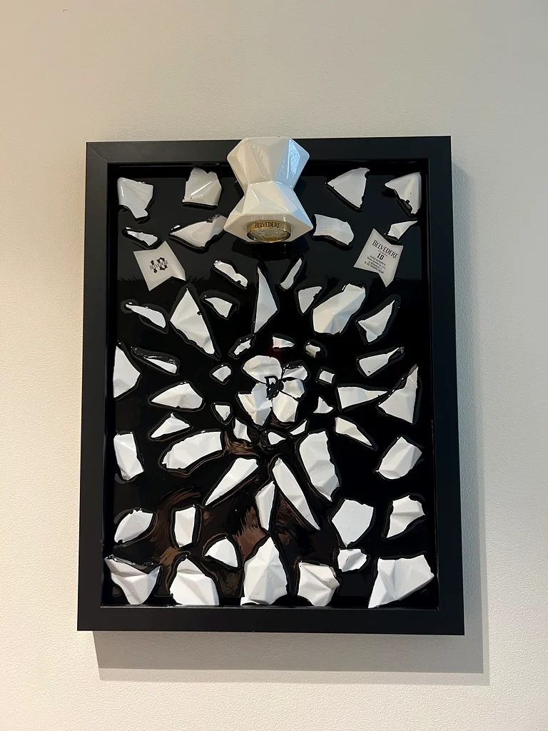 Belvedere 10 Broken Bottle Frame Art Wall hanging629306417218591117