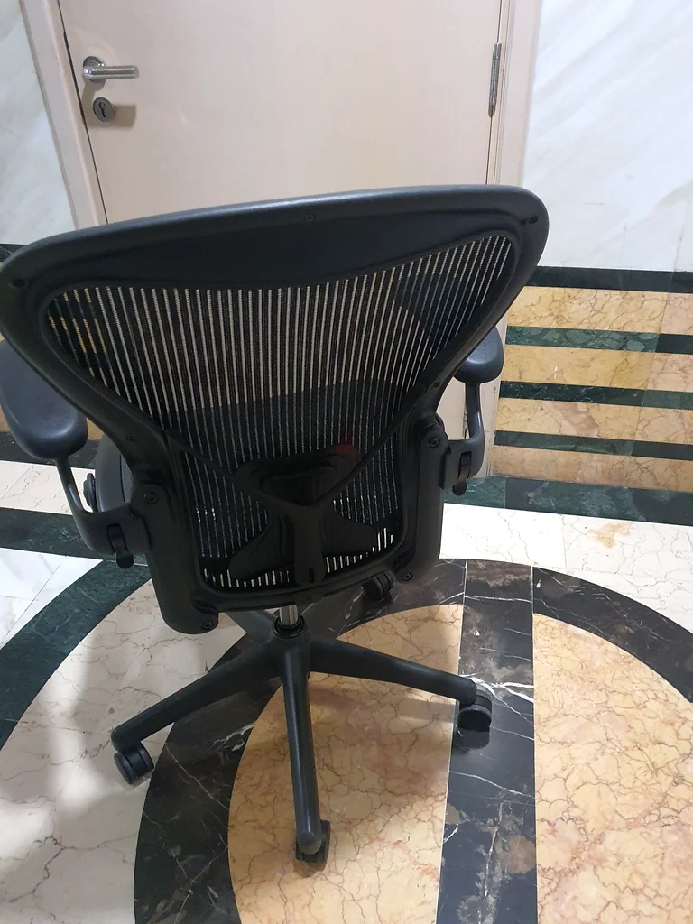 Herman Miller Areon Classic Chair For Selling63211913634817114