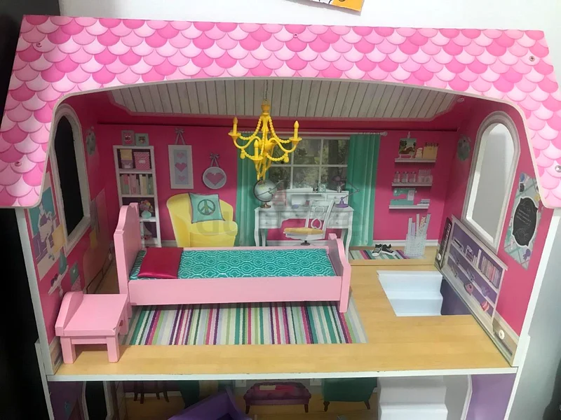 Doll house with furniture toy for sale (wooden)63194601680003112
