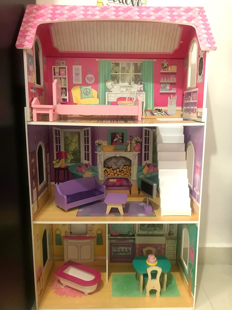 Doll house with furniture toy for sale (wooden)63194601680003113