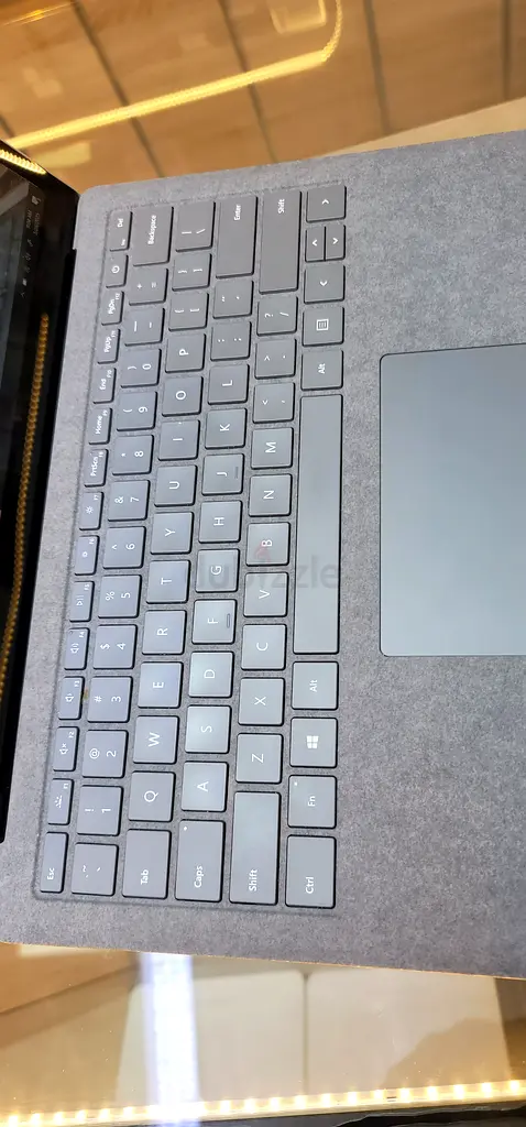 Surface Laptop 363256075762051112