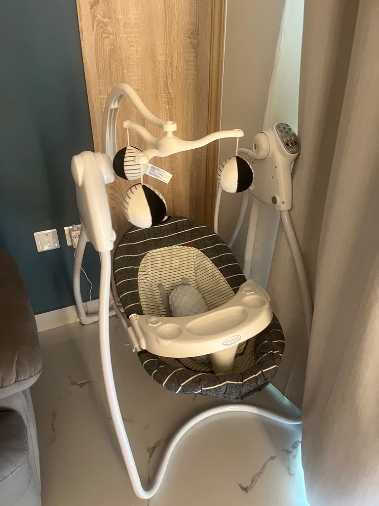 أرجوحة سرير مهده هزازة لطيفة - مثالية لطفلك!63204858128769111