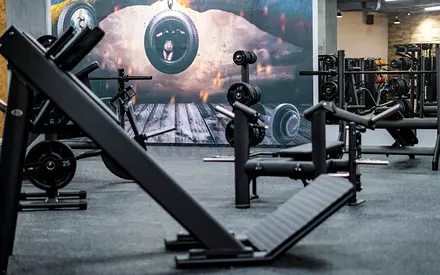 ️‍️ FULL GYM80 Plate Loaded Fitness Set | chest, arm, leg Refurbished – AS NEW | UAE