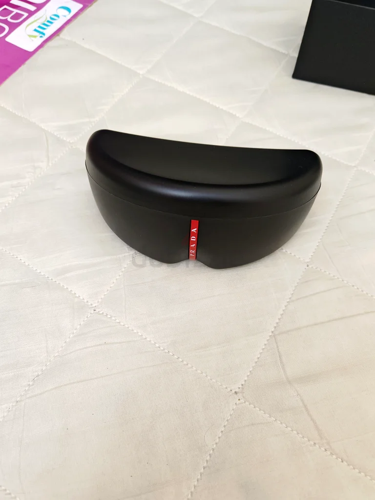 PRADA NEW SUNGLASS63240132104706112