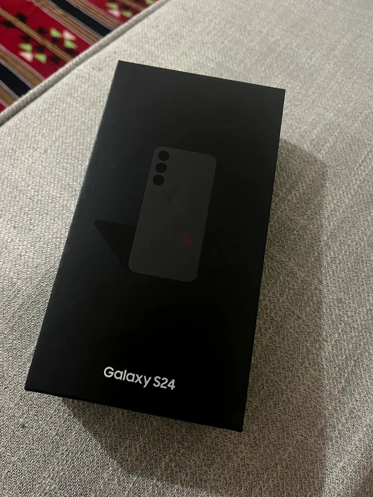 Brand new samsung galaxy s24 جهاز جالاكسي s24 جديد