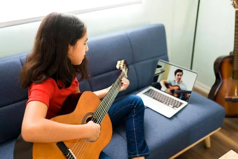 Learn Guitar in Just 30 Days – Beginner to Pro!63218820020355115