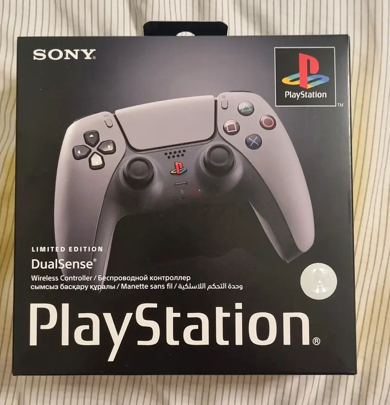 PS5 30th Anniversary Edition Wireless Controller