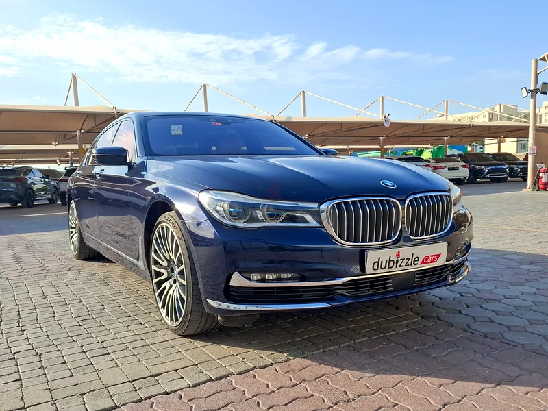 1701 درهم/شهريًا | سيارة BMW سلسلة 7 من عام 2018 | مواصفات خليجية | المرجع #302461632292796953631122