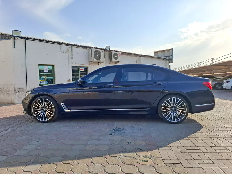 AED 1701/month | 2018 BMW 7-Series  | GCC Specs | Ref#30246163229279695363114