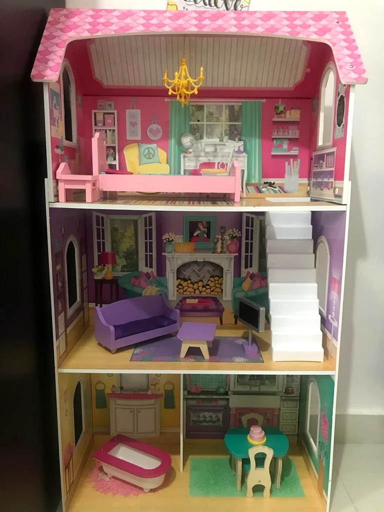 Doll house with furniture toy for sale (wooden)63194601680003114