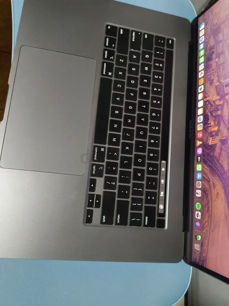 Apple MacBook ProA2141- Sleek and Efficient Laptop for Every Need63254995140865113