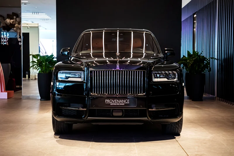 Black Badge Cullinan Model Year 2023 | Automatic | Petrol | 21,600 km63174307868163111