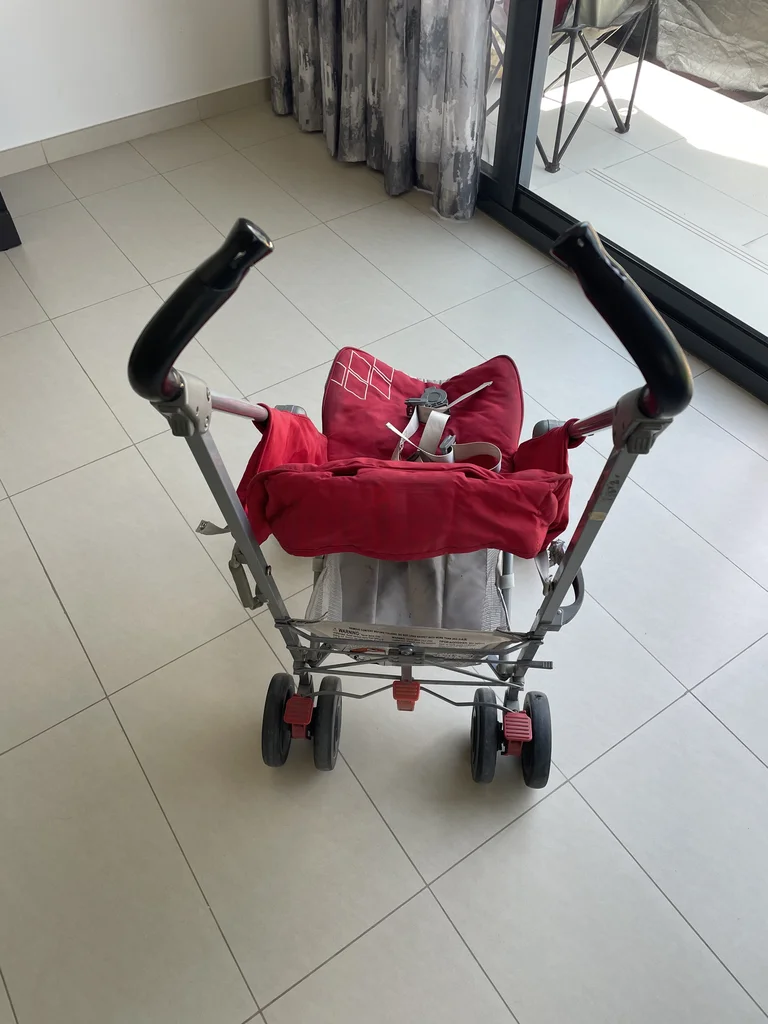 Maclaren Compact Red Stroller for Your Little One!62931682348674112