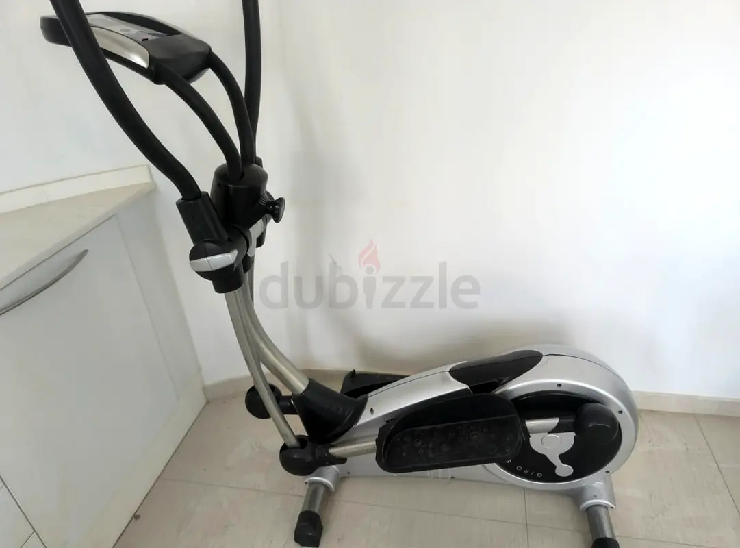 Elliptical trainer63241128421378111