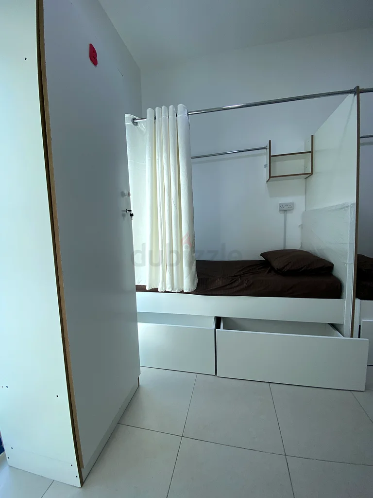 مساحة واسعة وميسرة للسيدات في سرير بالشارقة النهدة 1050 رنت بريميوم مساحة سرير للإناث63127778024067112
