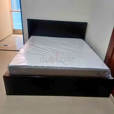 IKEA Malam king size bed 180/200cm bed with 2 storage drawers underneath and Ikea mattress