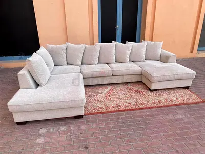 The one Kingston U shape sofa Beige