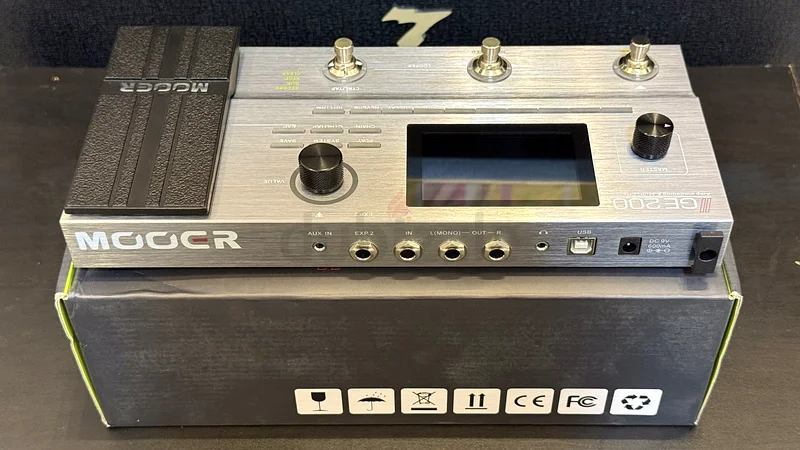 Sale or Trade Mooer GE200 Multi-Effect Guitar Pedal, Grey63227276867075113