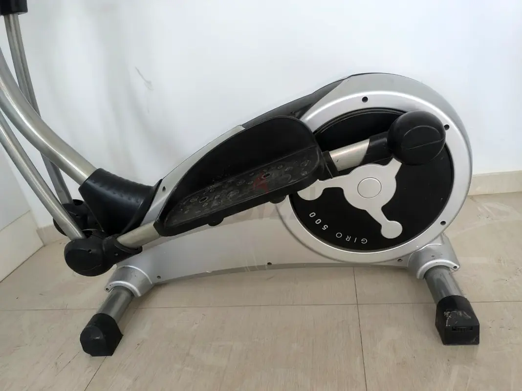 Elliptical trainer