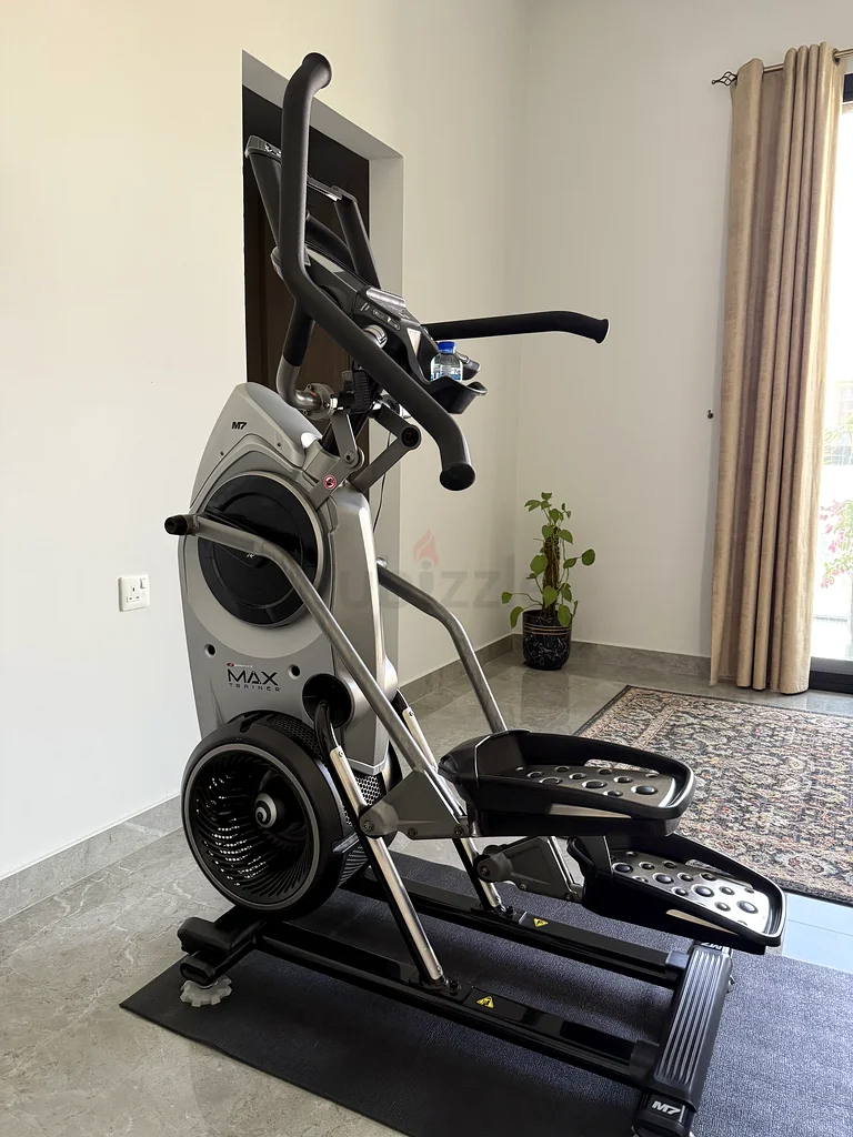 M7 Bowflex Max Trainer63241128392450113